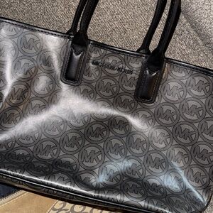 Michael kors purse !